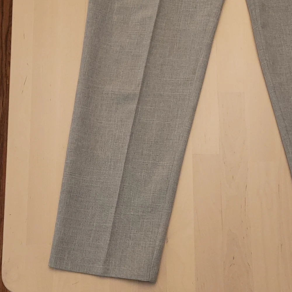 Vintage 1980s Scarlet Pleated Grey Pantsuit with Slit and Button Details - Picture 11 of 16